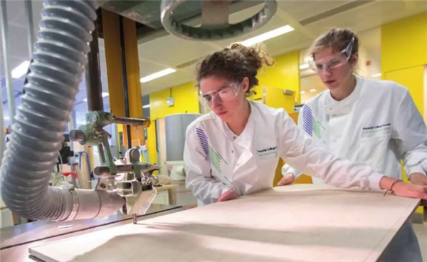 伦敦大学学院 London's Global University大学各专业A-Level成绩要求汇总（2020年）